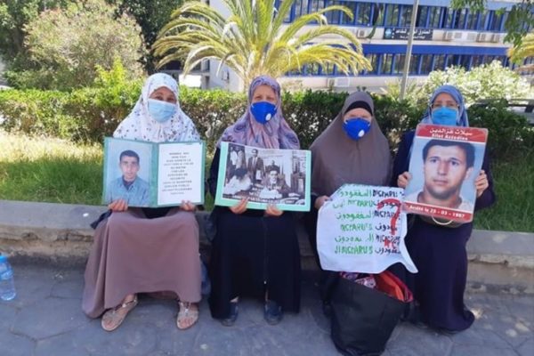 Collectif des Familles de disparus en Algérie — Les familles de disparus toujours présentes sur le terrain
